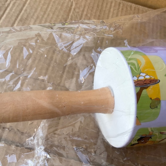 Disney princess and the frog Tiana rolling pin - Picture 2 of 4
